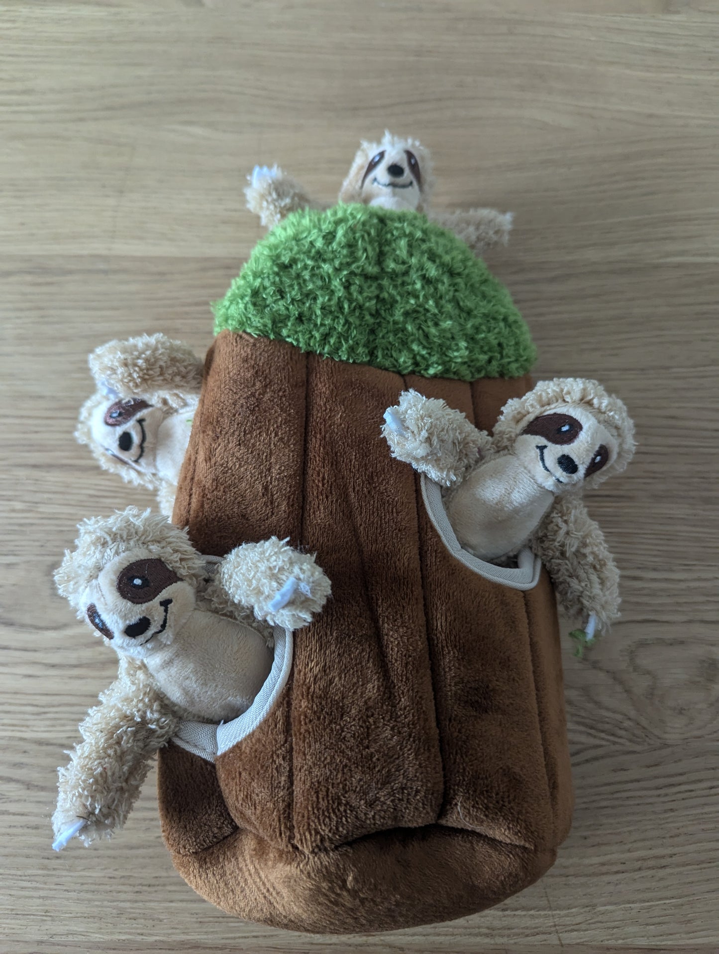 Woodland burrow toy for medium dogs
