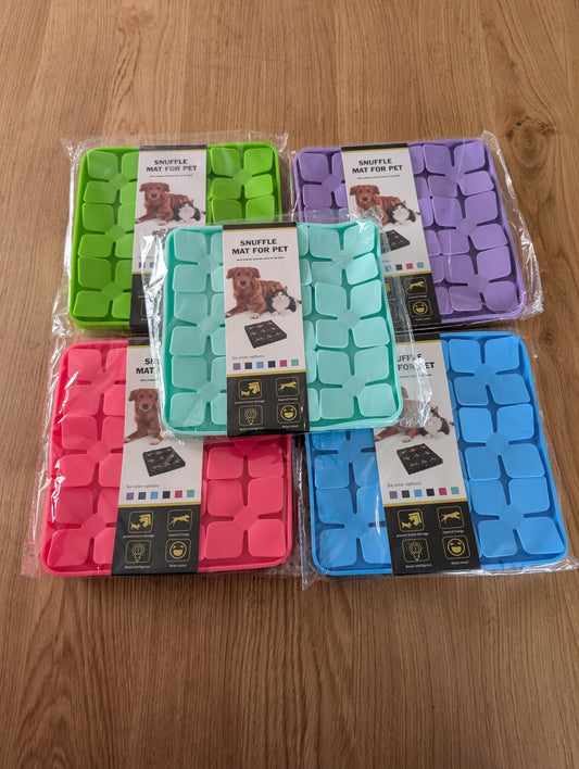 Silicone snuffle mat